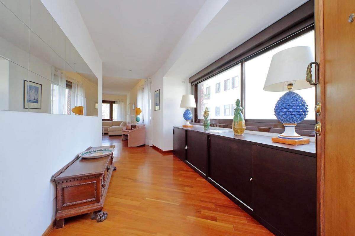 Residenza Belvedere Luxuryaparment-pool&balcony-jacuzzi-aircond-wifi *