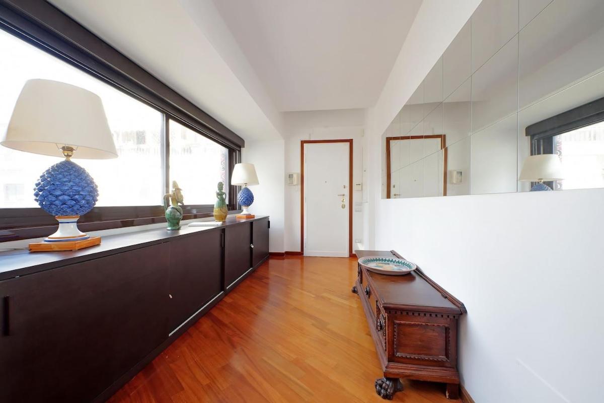 Apartment Residenza Belvedere Luxuryaparment-pool&balcony-jacuzzi-aircond-wifi