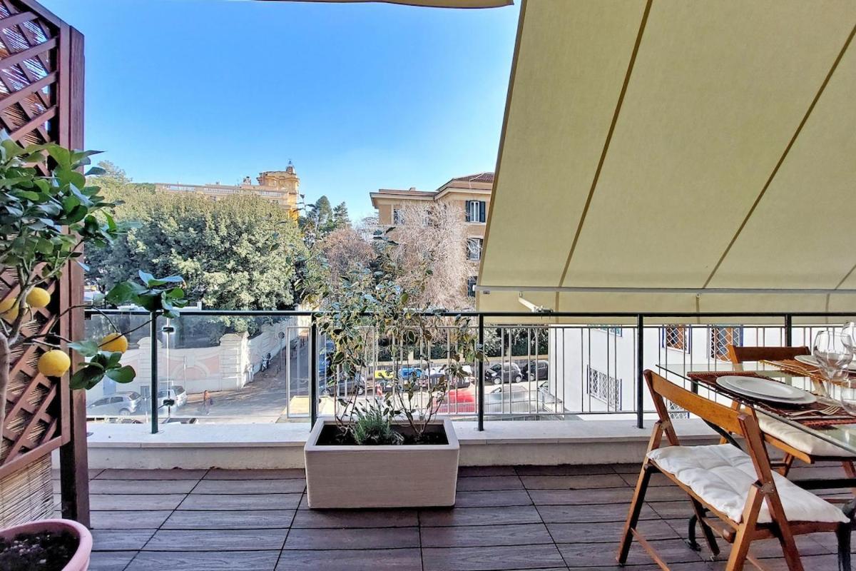 Residenza Belvedere Luxuryaparment-pool&balcony-jacuzzi-aircond-wifi Apartment *